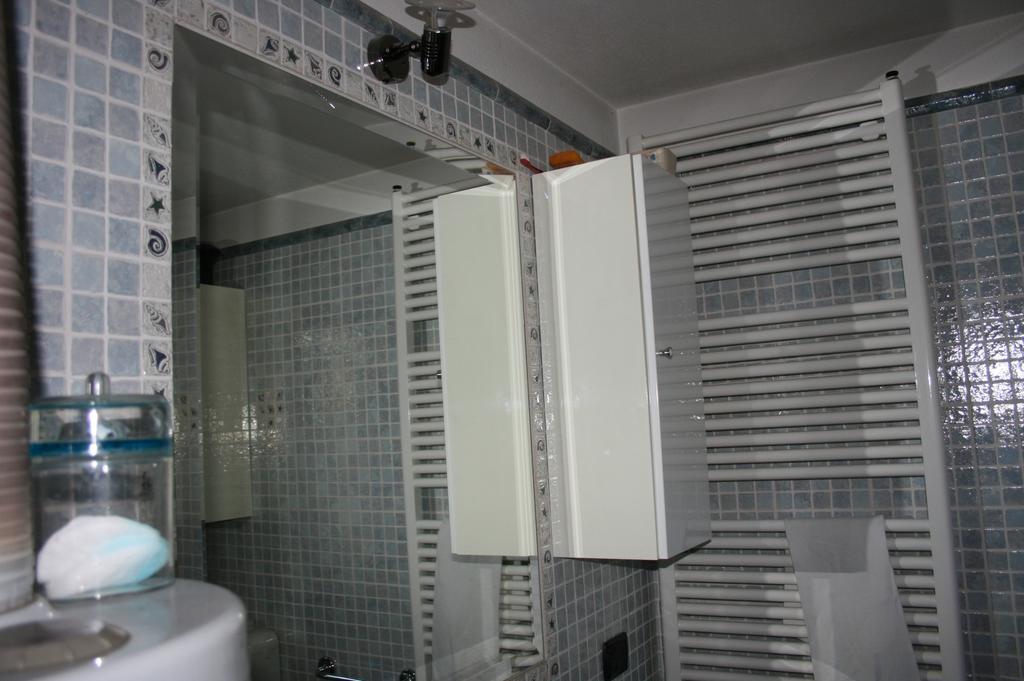 Casa Dell' Abbondanza B&B Agriturismo Vigoleno 部屋 写真