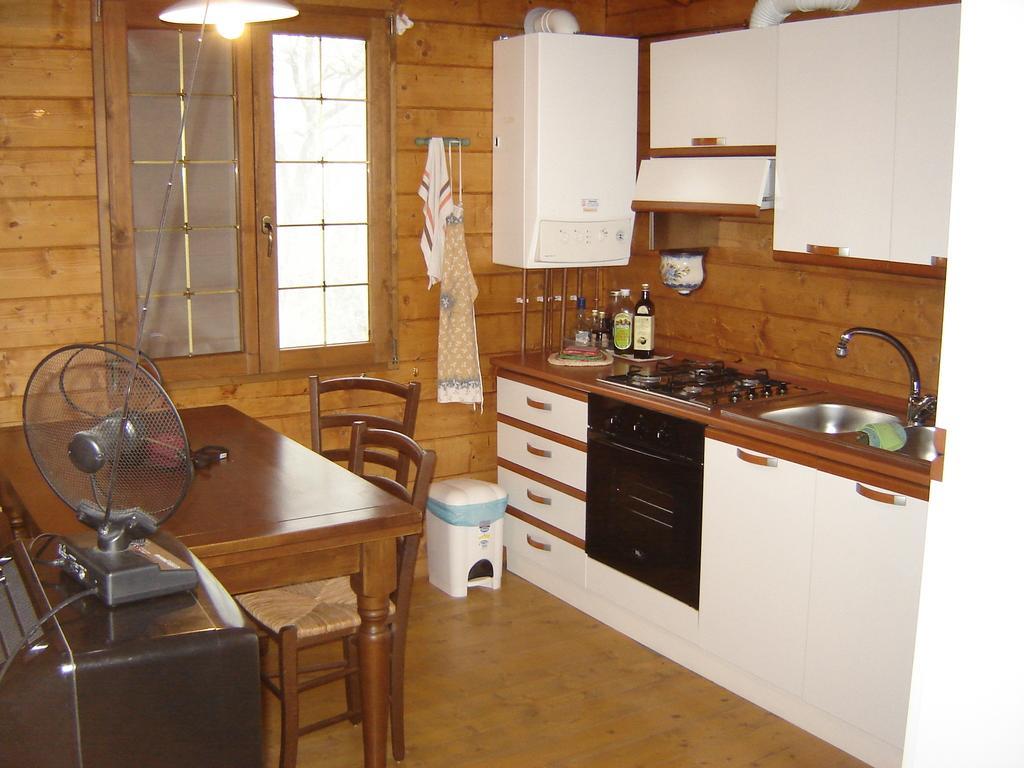 Casa Dell' Abbondanza B&B Agriturismo Vigoleno 部屋 写真